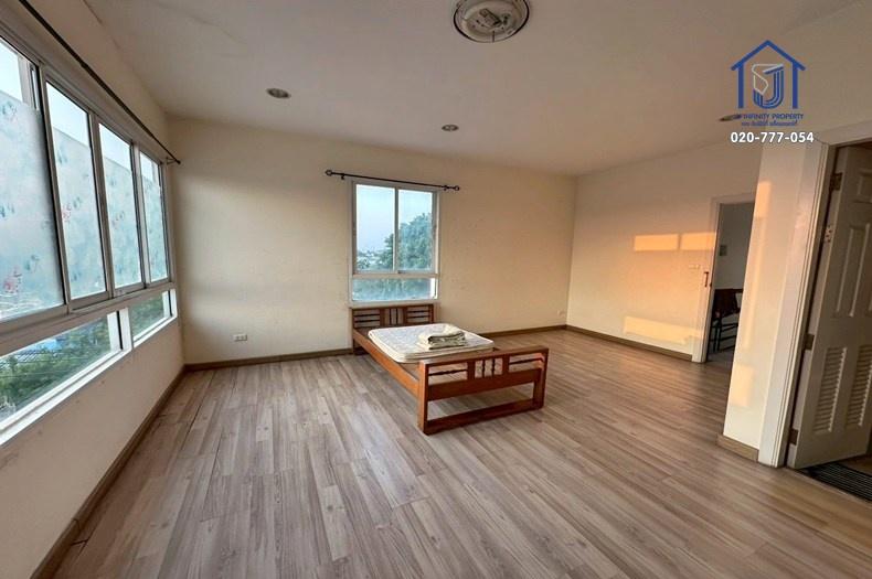 ขายและให้เช่า โฮมออฟฟิศ 4 ชั้น พรีเมี่ยมเพลส 5 หลังมุม ถนนรามอินทรา40 เลียบด่วนเอกมัย–รามอินทรา 14