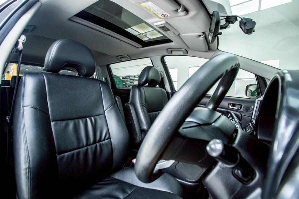 TOYOTA WISH 2.0 Q LIMITED 2005  11