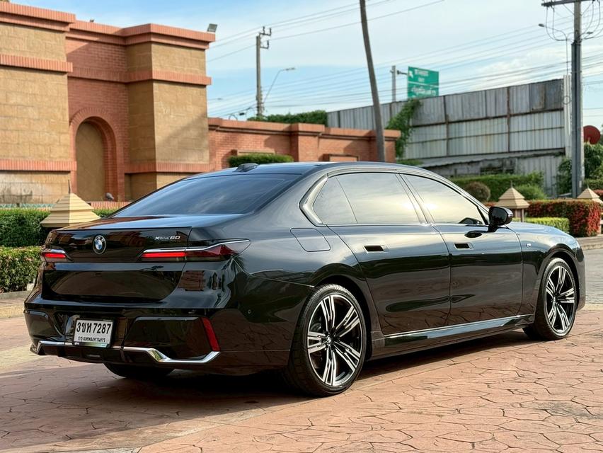 รหัสรถ PJP7287 📌2022 BMW i7 xDrive60 M-Sport (First Edition) 18