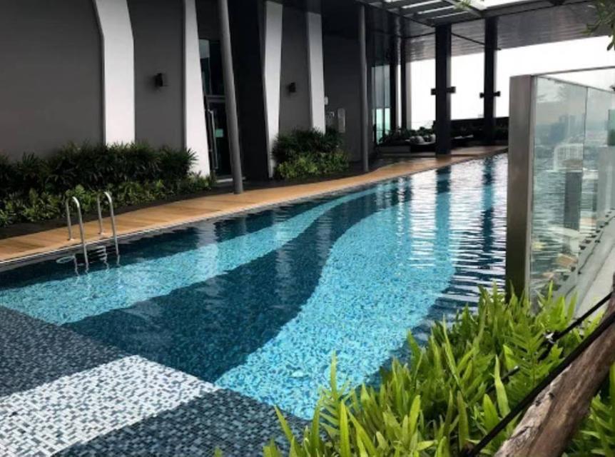 Sale / Rent Rhythm Sukhumvit 42 35th floor 80 sqms 2 bedrooms 2 bathrooms Fully furnished Rent​ 69,000​ baht Price. 18,900,000 baht 18