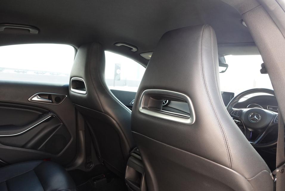 MERCEDES BENZ CLA180 Coupe ปี2016 12