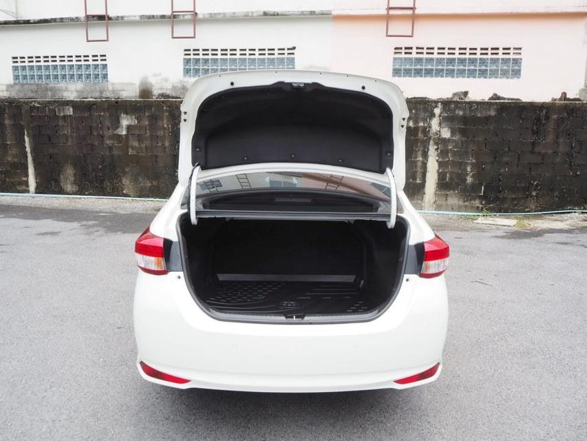 TOYOTA YARIS ATIV 1.2 E  ปี2020 9