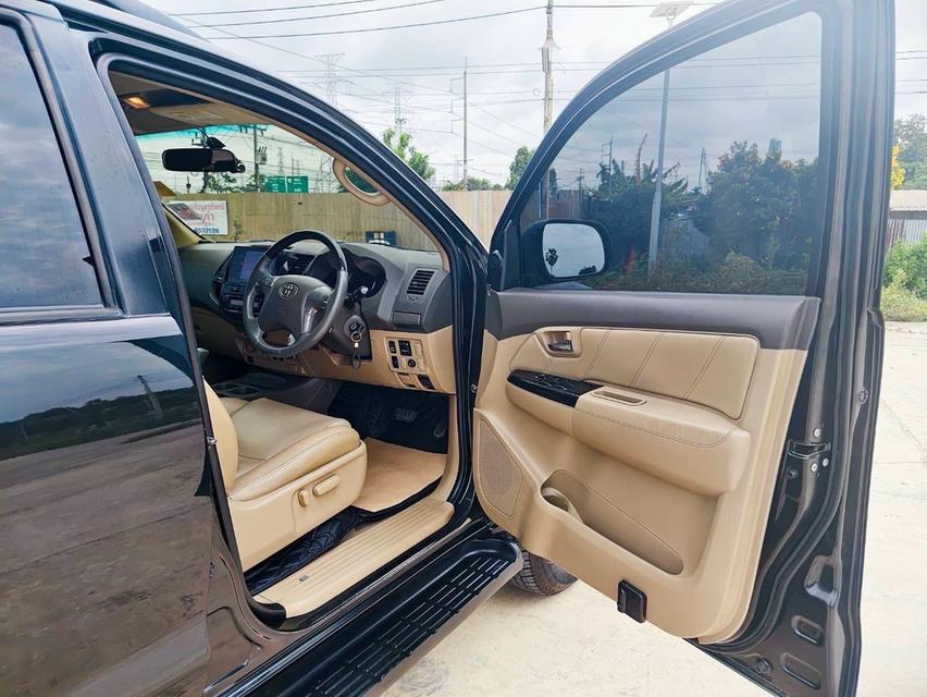 (แจ้งรหัสรถ BK7593) 🚘 Toyota Fortuner 3.0 V PPV ปี 2013 รูปที่ 9