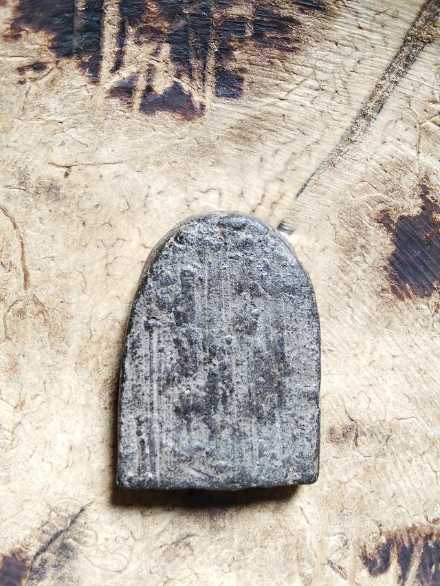 พระเครื่องหลายรุุ่นหลายราคา รูปย่อยที่ 4