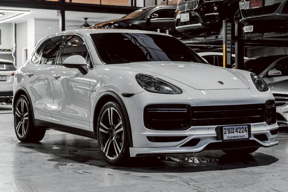 รหัสรถ 67GG4224 Porsche Cayenne 3.0 v6 Hybrid  ปี 2013 ปีแท้ไม่ใช่แค่จด 2013 Top