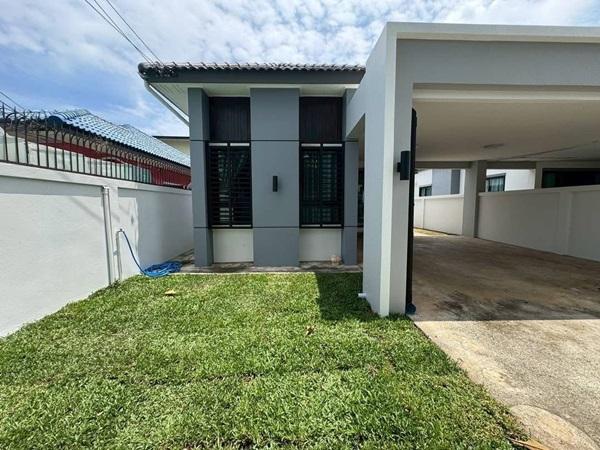 ขายบ้านเดี่ยวชั้นเดียว 50 ตร.วา ไร่กล้วย ศรีราชา พร้อมอยู่ ทำเลน่าอยู่ เหมาะทั้งอยู่อาศัยและลงทุน Tel 06-28926536 5