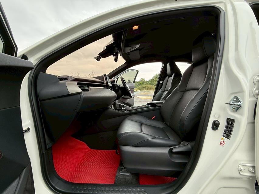 TOYOTA C-HR HV HI TOP 11