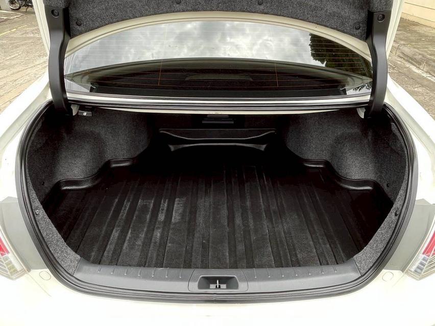 HONDA ACCORD 2.4 EL (Navi)(MNC) ปี 2012 สภาพนางฟ้า 13