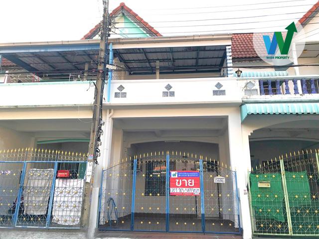 ขายทาวน์เฮ้าส์ เพิ่งปรับปรุงใหม่ 17 ตร.ว. 4 ห้องนอน 2 ห้องน้ำ 1 แอร์ 1 ที่จอดรถ ต่อเติมครบ ใกล้สนามบินดอนเมือง 1