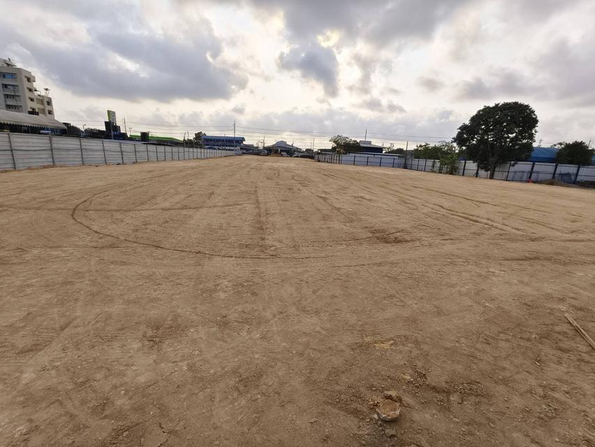 พื้นที่ให้เช่า ขนาด 3 ไร่ 3 งาน