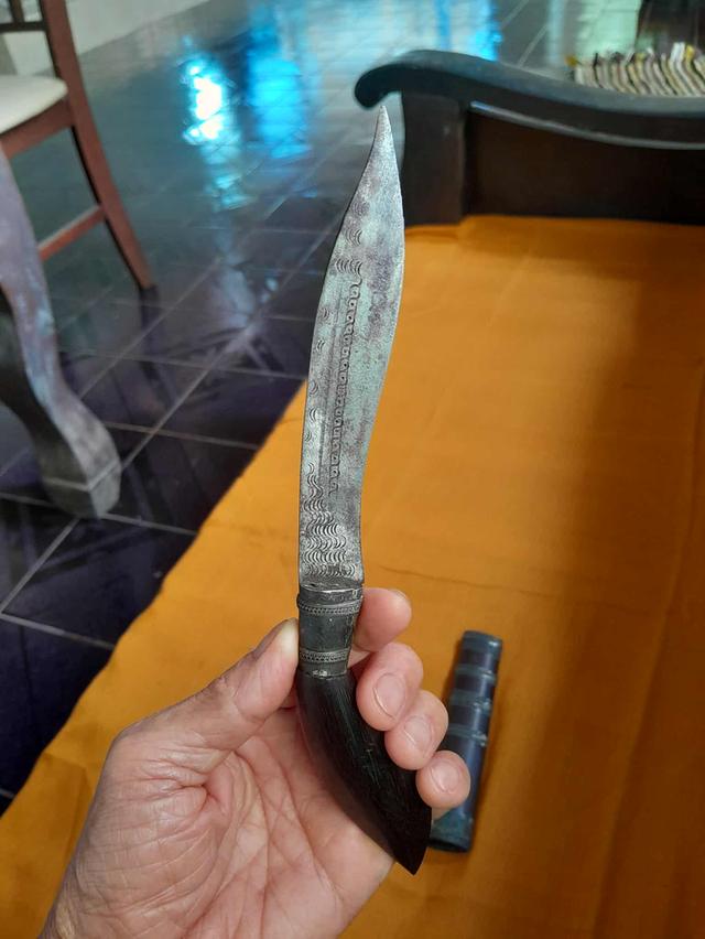 มีดหมอหลวงพ่อรุ่งวัดหนองสีนวล ด้าม+ฝักเป็นไม้พะยูงแท้ 2