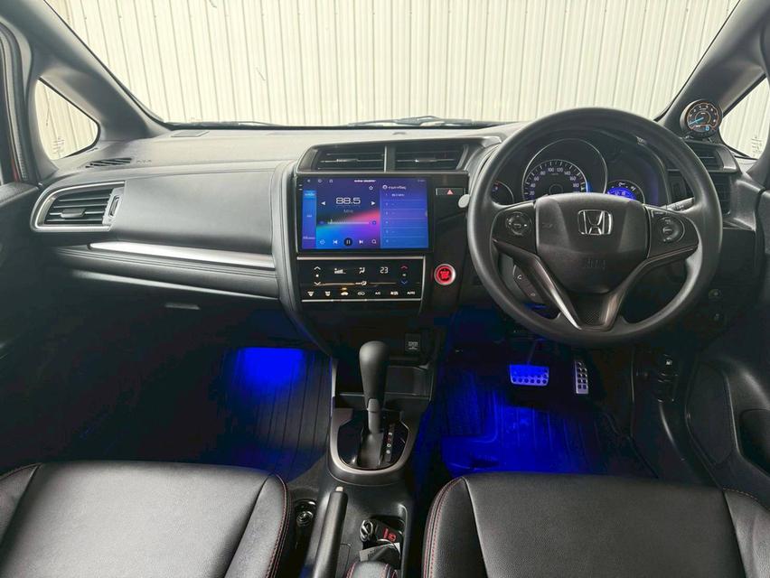 Honda Jazz 1.5RS ปี20 9