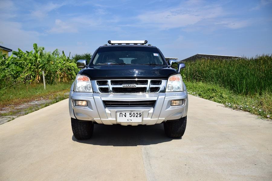 ขายรถครอบครัว/เพียง159000 บาท / ISUZU ADVENTURE 3.0Di-TURBO เกียร์ M/Tขับ2และ4WD เบาะหนังแท้ แอร์หลังชุดแต่ง /แล็กหลังคา /กล้องหน้าหลัง โทร0957401229