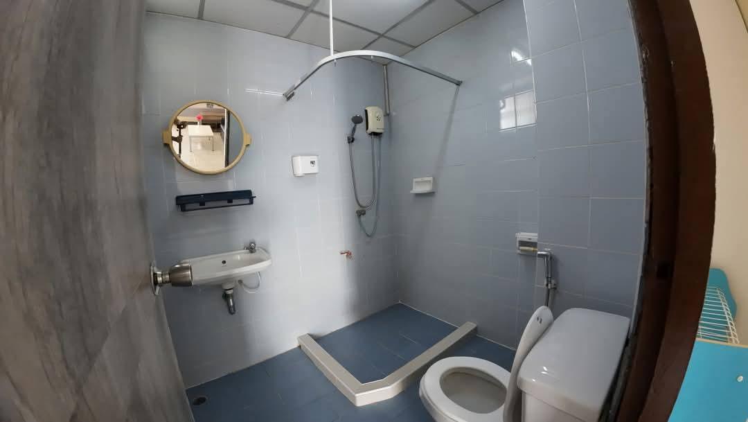 ขายด่วน! คอนโดพร้อมผู้เช่า ชั้น 12 วิวเทพ (พระอาทิตย์ขึ้น-ตก) ใกล้ ABAC หัวหมาก ราคาประเมิน 8.9 แสน แต่ขายเพียง 8.XX แสน! 8