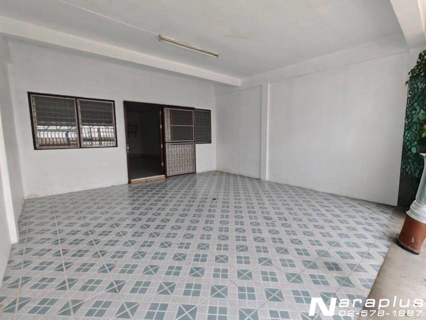 69070408 : ขายทาวน์เฮ้าส์ 2 ชั้น ขนาด 20 ตรว. หมู่บ้านบูรพาวิลล่า 12 ซอยวัดเวฬุวนาราม 16 ดอนเมือง ทำเลดี คุ้มค่าคุ้มราคาจับต้องได้ง่าย 3