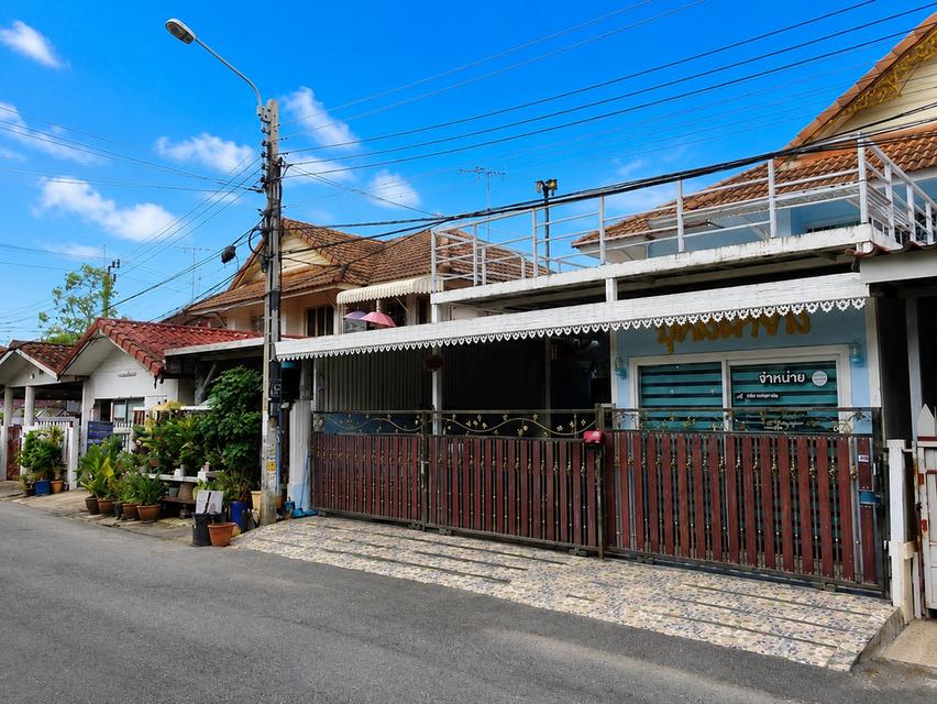 🚩 บ้านแฝด 2 ชั้น ต่อเติมเต็มพื้นที่ ในโครงการหมู่บ้านพฤกษา 3 ซอยวัดลาดปลาดุก นนทบุรี 2