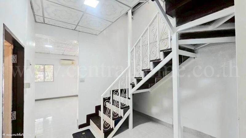 ให้เช่า ทาวน์เฮ้าส์ 3 ชั้น ซอย พิบูลสงคราม 22 ใกล้ MRT แยกติวานนท์ รีโนเวทใหม่พร้อมอยู่ 7