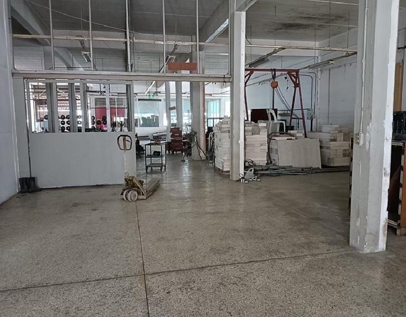 ขายโรงงานพร้อมที่ดินขนาด 2 ไร่ 3 งาน 47 ตร.ว. / ทำเลอยู่ในนิคมอุตสาหกรรมลาดกระบัง 6