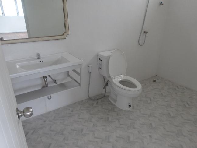 ให้เช่าบ้านเดี่ยว ย่านบางพลัด ซอย.สิรินธร2 ใกล้ห้างตั้งฮั่วเส็ง ธนบุรี หลังใหญ่ ในเมือง ถูกมาก เหมาะทำโฮมออฟฟิต,งานในบ้าน,เช่าอยู่เป็นครอบครัว ฯลฯ 16