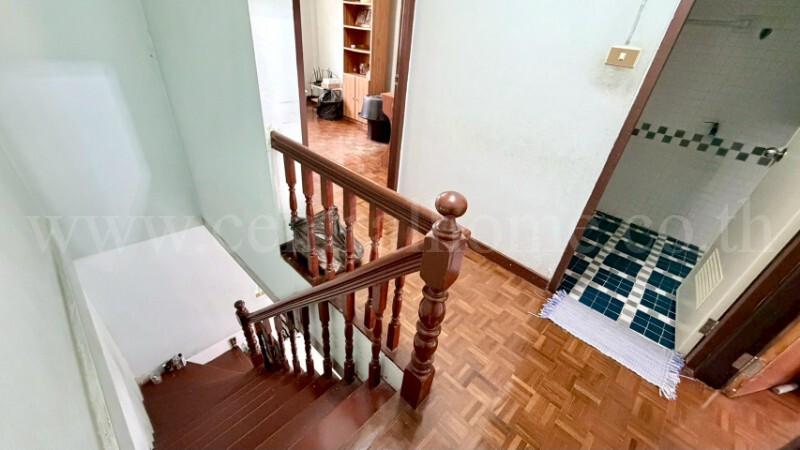 ทาวน์เฮ้าส์ นันทนา การ์เด้นท์ 2 ท่าอิฐ 10