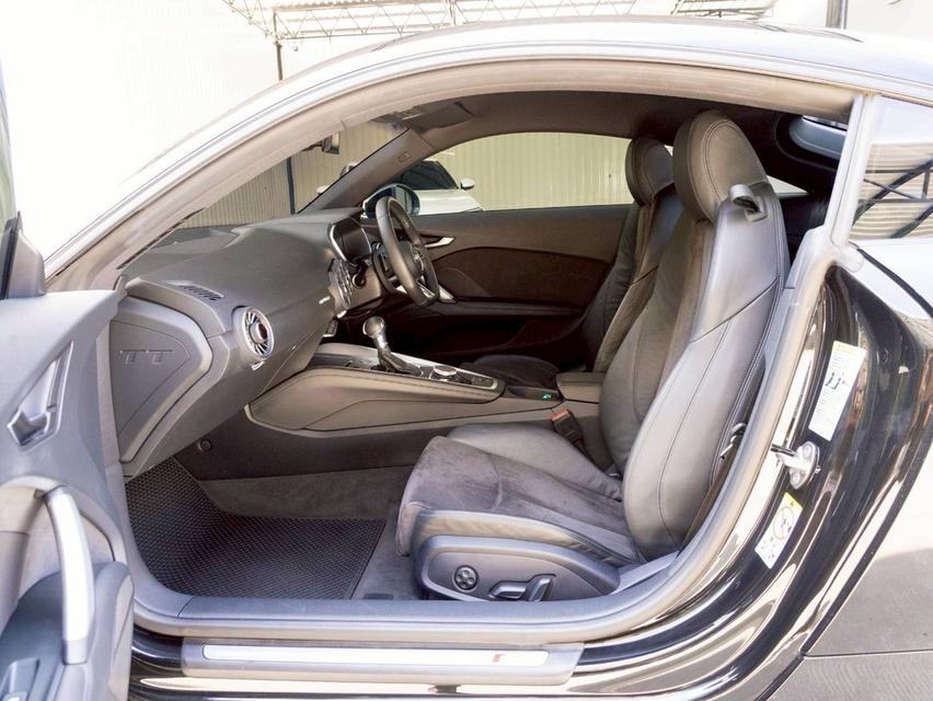 Audi TT Coupe 45 TFSI S Line 2018 10