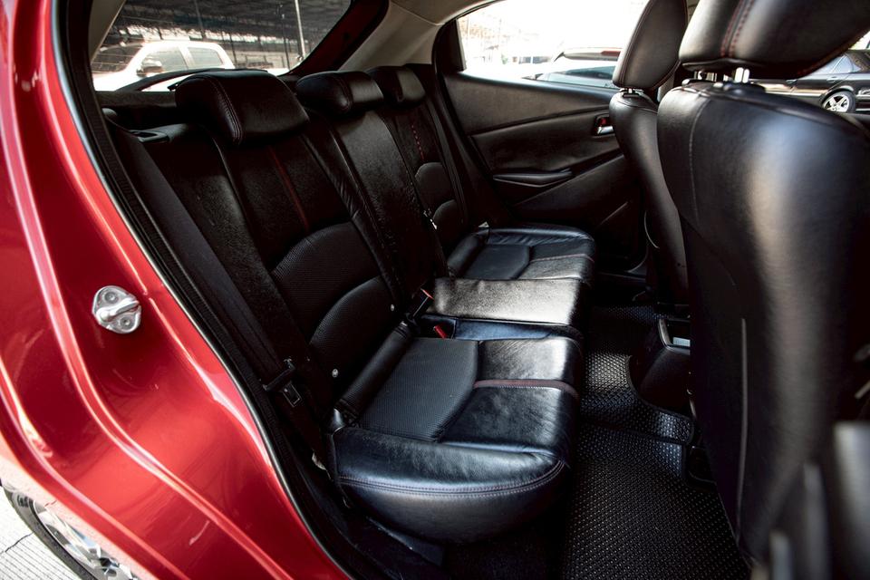 Mazda2 1.5 XD Highplus Sport ดีเซล รุ่นท๊อป ปี 2015 สีแดง รูปที่ 11