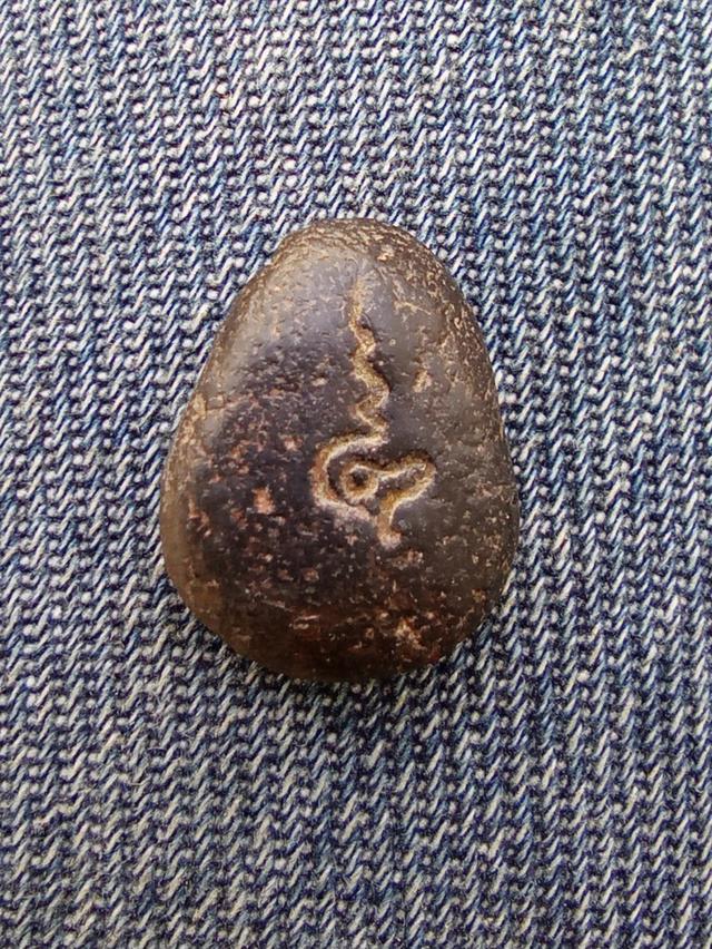 พระปิดตาผงคลุกรักหลวงปู่ภู วัดท่าฬ่อ พิจิตร รูปที่ 2