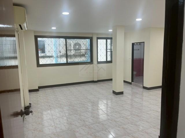 PB5912ให้เช่า ทาวน์เฮ้าส์ 3 ชั้น ซอยสุขุมวิท 48 ใกล้ BTS พระโขนง  6