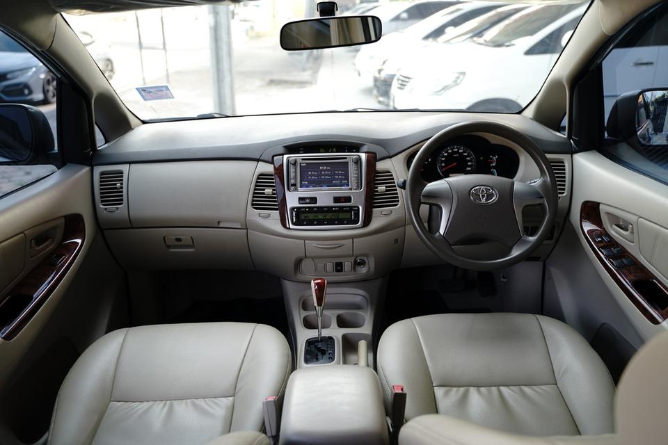 2012 TOYOTA INNOVA 2.0G 11