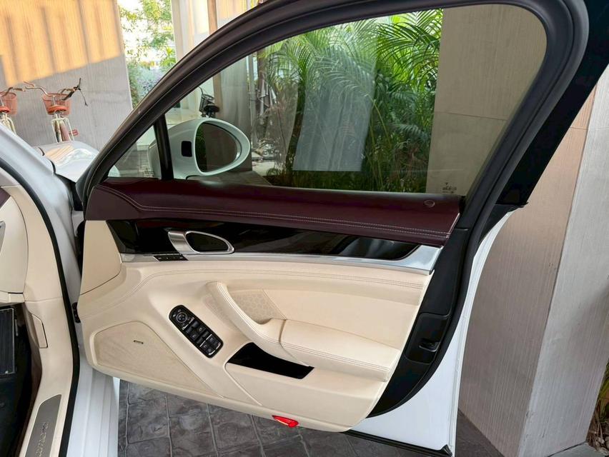 Panamera 3.0 Diesel V6 AT รูปที่ 13