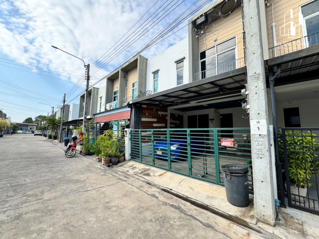 ขายทาวน์เฮ้าส์ หมู่บ้าน แฮปปี้วิลล์ ดอนเมือง (Happy Vill Donmueang) พร้อมเฟอร์นิเจอร์ 2