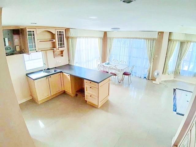 สุวรรณภูมิ กิ่งแก้ว29-33 รพ.จุฬารัตน์ 9 1.6กม. ให้เช่าคฤหาสน์ หรู 3-4นอน นันทวัน 3 น้ำ 70 ตร.วา. 278 ตร.ม. BTS บางนา 4.9 3