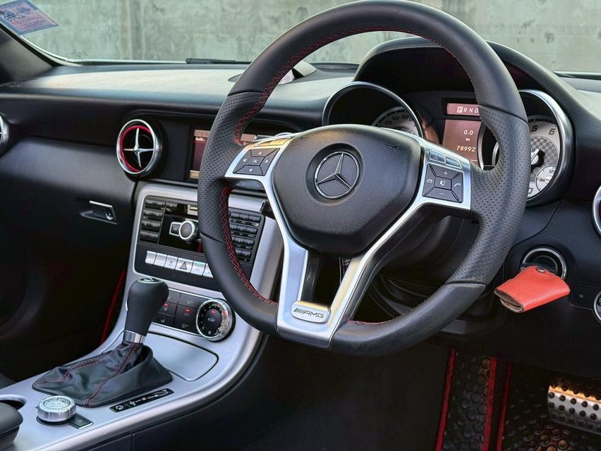 Benz SLK 200 BE ROADSTER ปี 2012 สีขาว 10