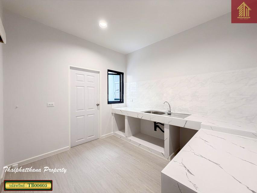 สราญสิริ ศรีวารี 1 บางนา-ตราด ลาดกระบัง 17