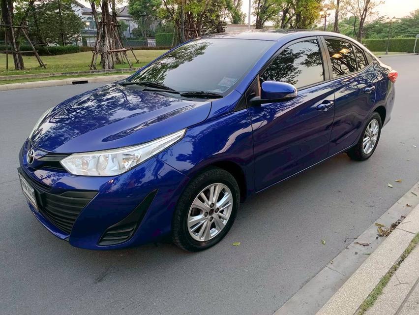 Toyota Yaris Ativ E 2017 สีน้ำเงิน