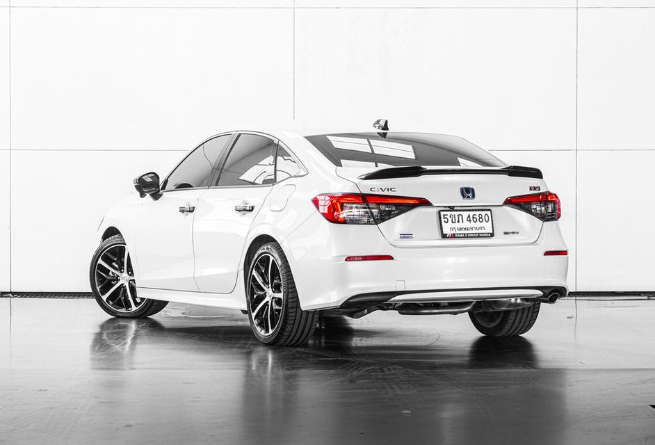HONDA Civic 2.0 e:HEV RS  A/T ปี 2023 สี ขาว รูปที่ 2