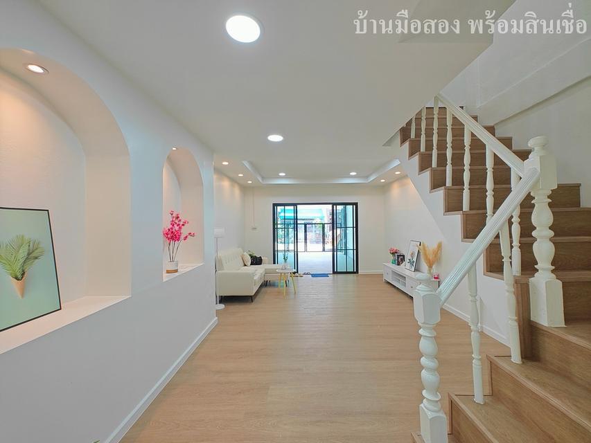 หมู่บ้านรุ่งเรืองเฮ้าส์ พหลโยธิน 54 8