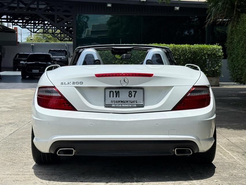2015 BENZ SLK CARBON LOOK รถมือเดียวออกป้ายแดง รถวิ่งน้อย ประวัติ SERVICE ครบ รถไม่เคยมีอุบัติเหตุครับ 7