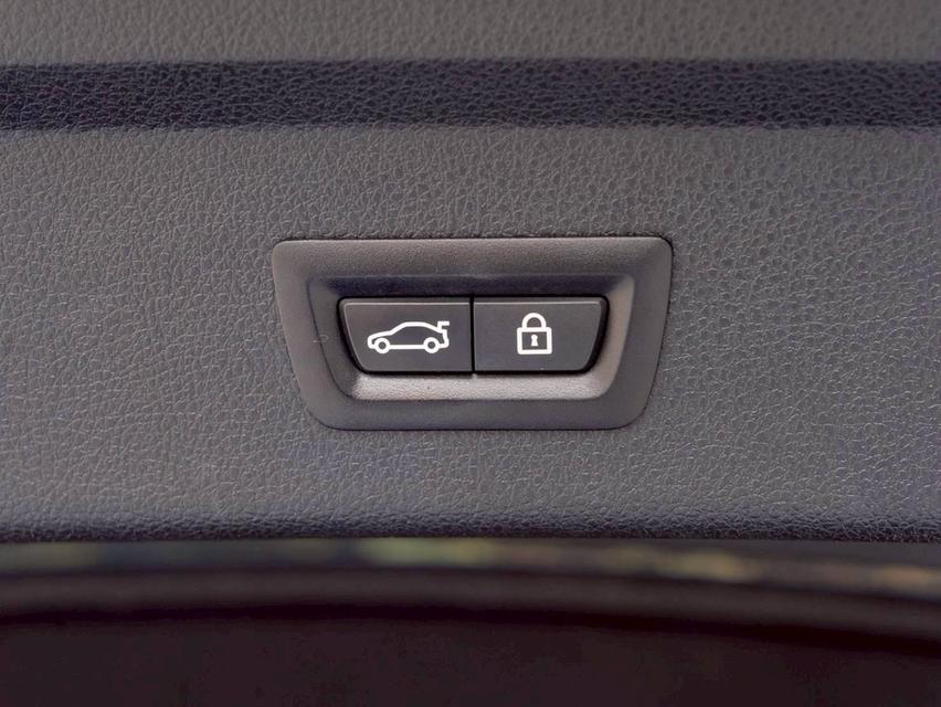 BMW 320d GT M SPORT ปี จด 2020 BSI เพิ่ม (เปลี่ยนถ่ายน้ำเครื่องของเหลวฟรี)หมด 163,000 Km หรือ 31/1/2570 รูปที่ 8