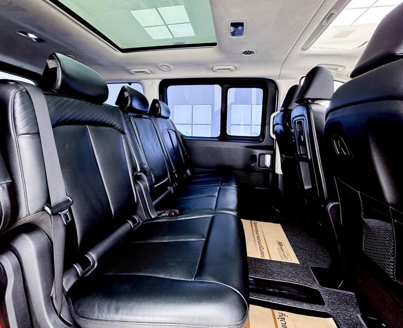 HYUNDAI STARIA 2.2 PREMIUM SUNROOF 2022  11