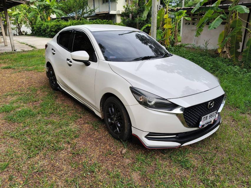 MAZDA 2 SKY ACTIV 1.3 S LEATHER (MNC) 2020 AT รถปี2020สีขาว