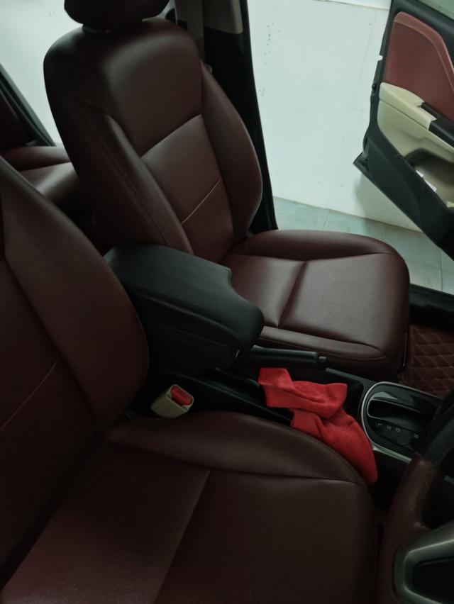 Honda city ปี 2015 รุ่น v 9