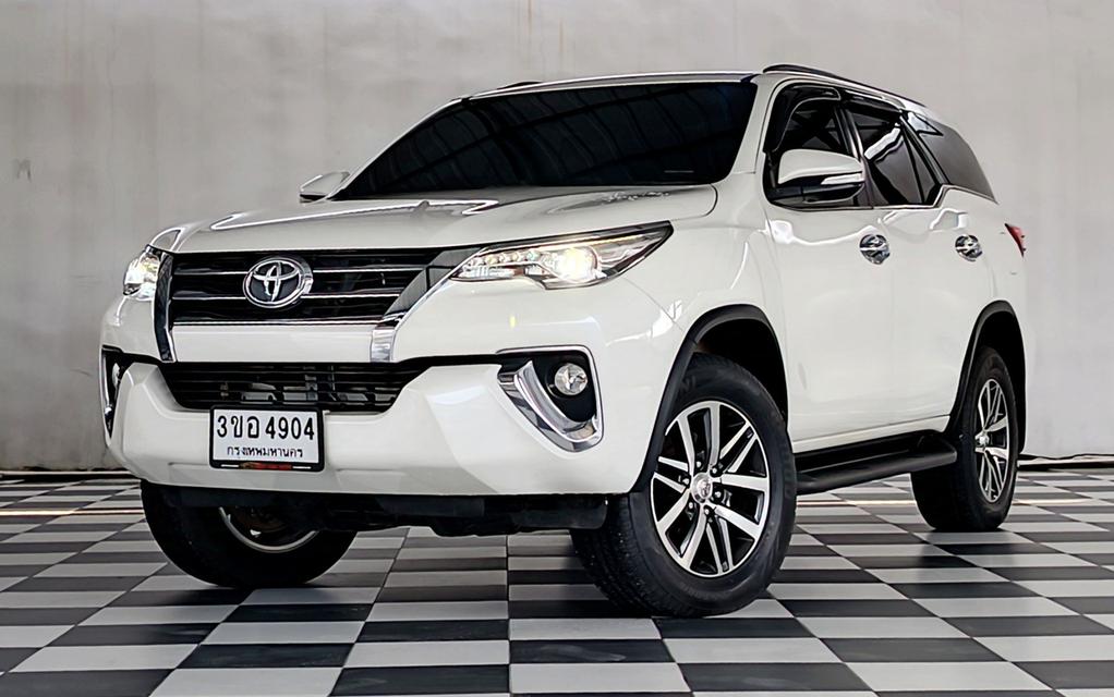 รถยนต์มือสองสภาพพร้อมใช้งาน