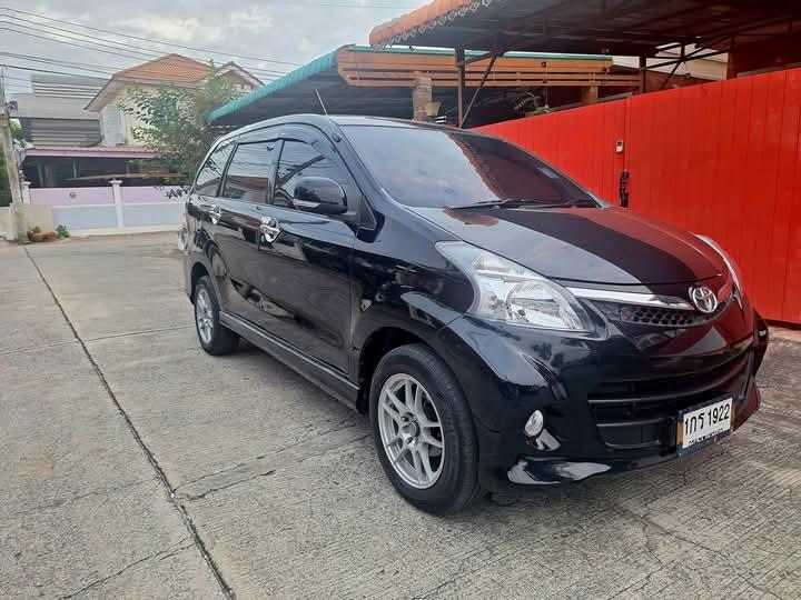 ปล่อยขายด่วน Toyota Avanza 4