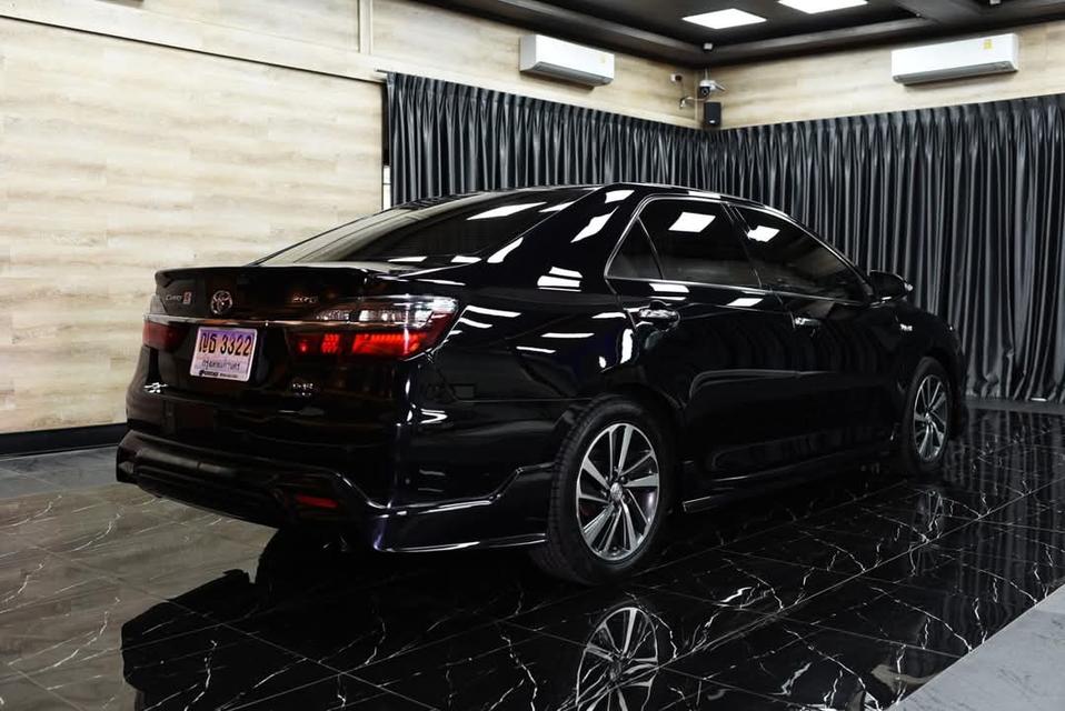 Toyota Camry  ปี 2019 2