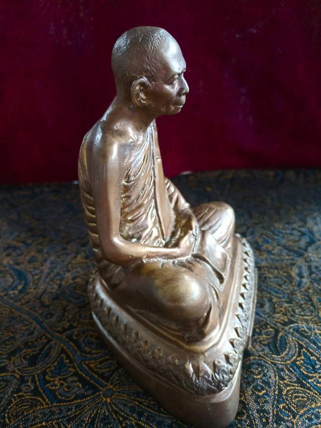 พระบูชา หลวงปู่ทิม อิสริโก วัดละหารไร่ ทองเหลืองรมมันปู หน้าตัก5นิ้ว รูปที่ 3