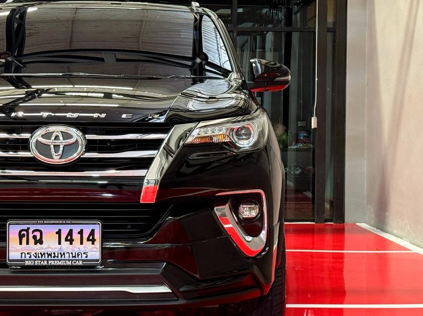 2020 TOYOTA FORTUNER 2.4 V รถสภาพสมบูรณ์ พร้อมใช้งาน รถวิ่งน้อย เข้าศูนย์ทุกระยะ ไม่เคยมีอุบัติเหตุครับ 8