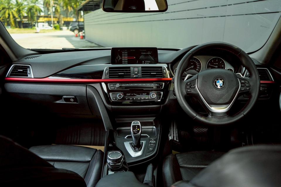 BMW 320d SPORT F30 AT 2015 รูปที่ 13