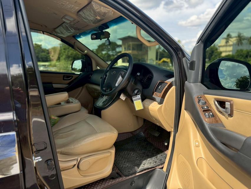 Hyundai H1 2.5 Elite (Minorchange) 2019 สีน้ำตาล ออโต้  13