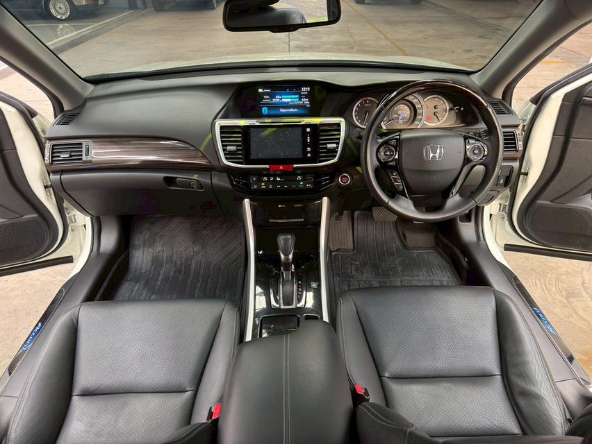HONDA ACCORD 2.0 EL ปี2018 รถมือเดียว ออกห้างป้ายแดง 7
